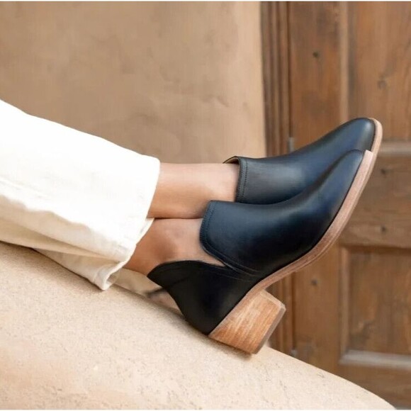 NISOLO Mia Ankle Boots Boots Black Leather Size 6.5 NIB $228 - Picture 3 of 9